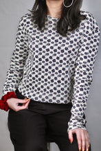 Load image into Gallery viewer, Black &amp; White Floral Rib-Knit Fitted Top
