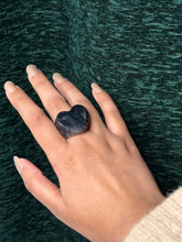 Load image into Gallery viewer, Marble Block Heart Acrylic Ring
