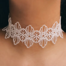 Load image into Gallery viewer, White Lace Choker
