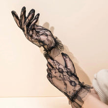 Load image into Gallery viewer, Floral Mesh Mittens
