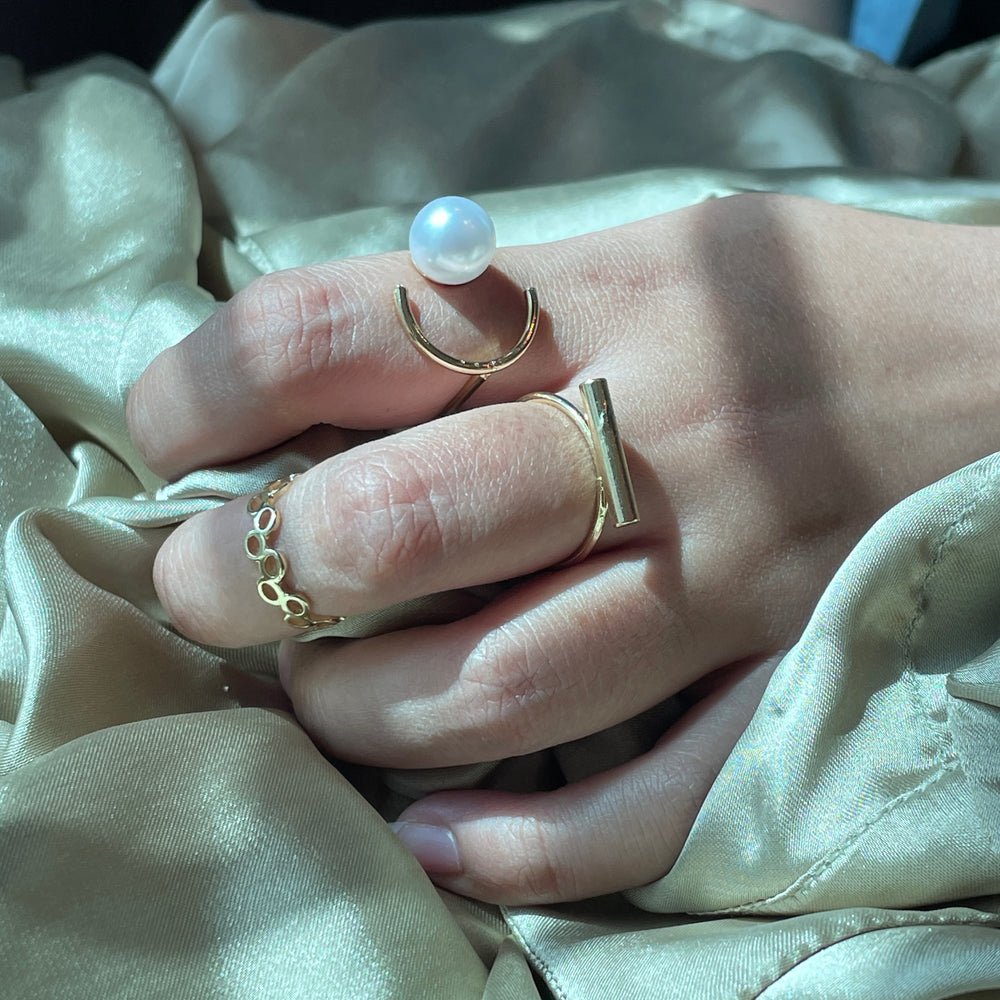 Minimal Pearl Ring Set