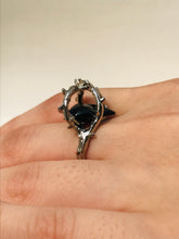 Load image into Gallery viewer, Thorny Heart Adjustable Ring
